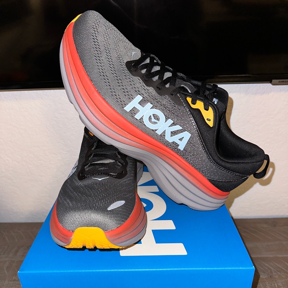 Men’s Hoka Bondi 8
